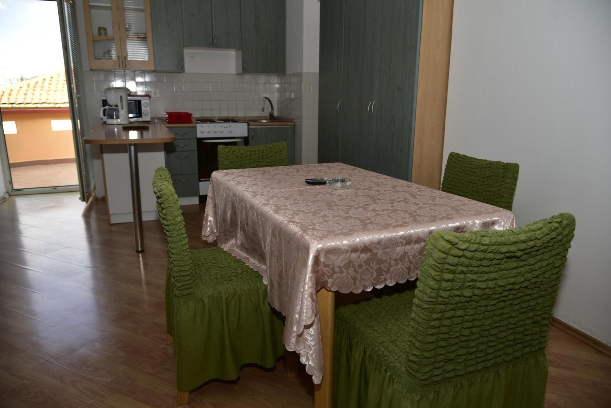 Apartments Ivka Malinska Exterior foto